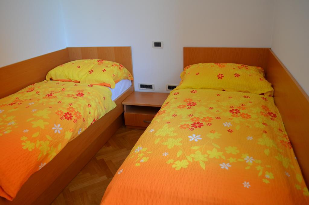 Apartment Brumec Bohinj Ruang foto